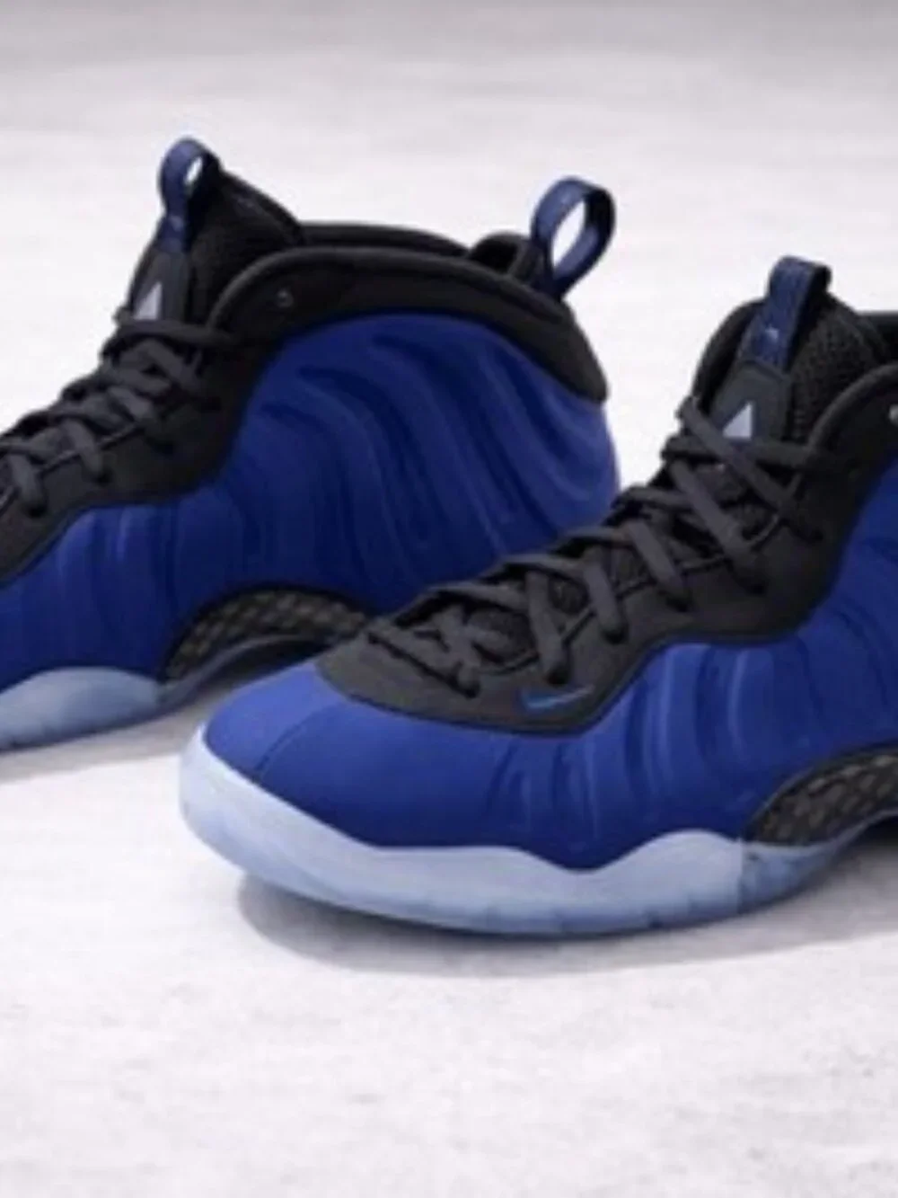 Nike Air Foamposite Youth Size 6Y Royal Blue Black Icy Sole New